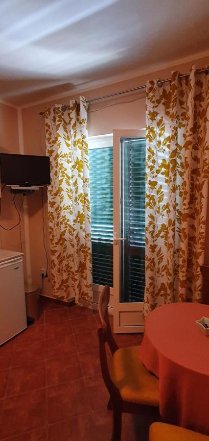 Lav Apartments Herceg Novi Exterior foto